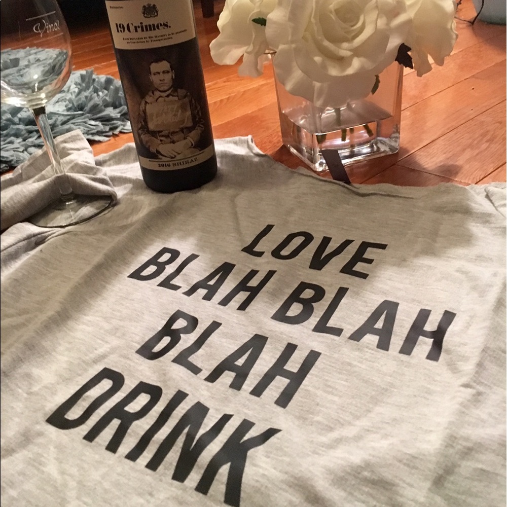 Sweatshirt - Picture 2 of 3