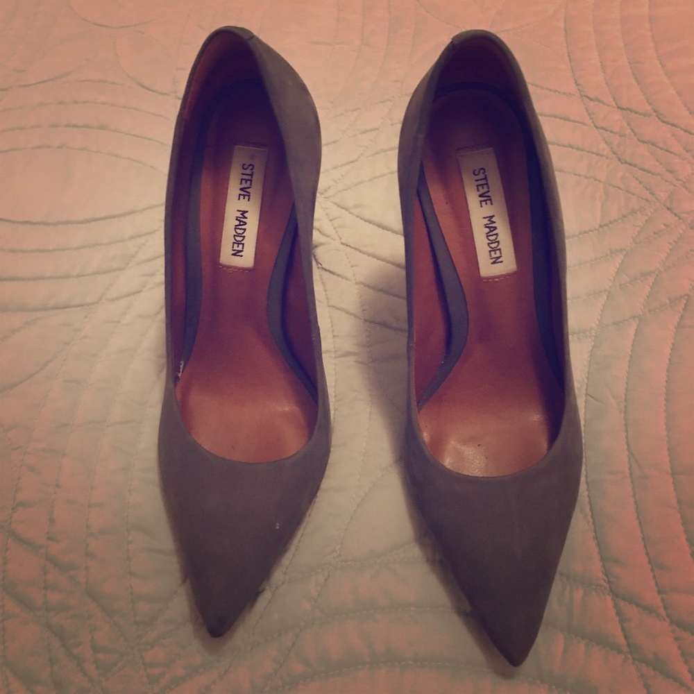 Beautiful gray Steve Madden pumps 7.5