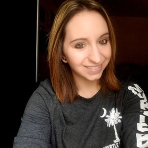 Meet your Posher, Melanie