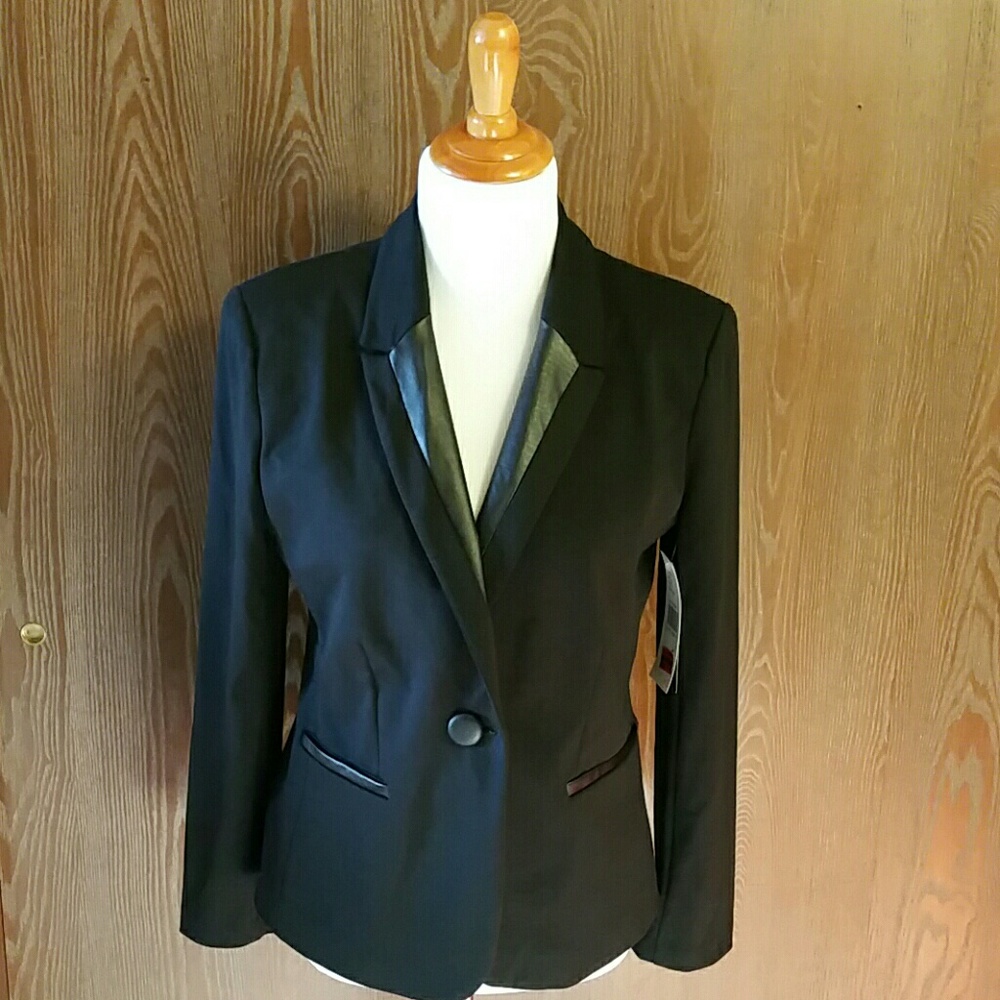 Notations Faux Leather Blazer Size Medium NWT