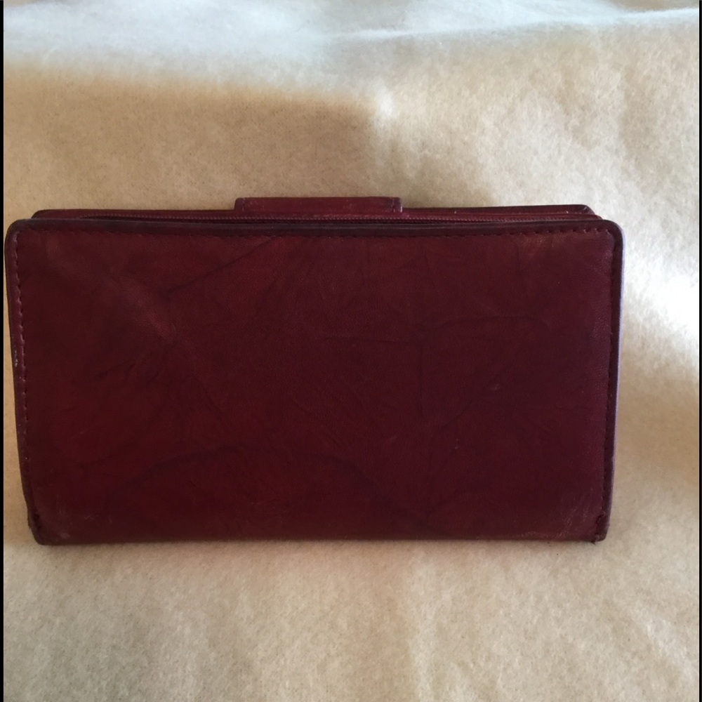 RED NARROW WALLET 🌟
