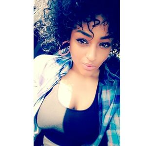 Meet your Posher, Bianca