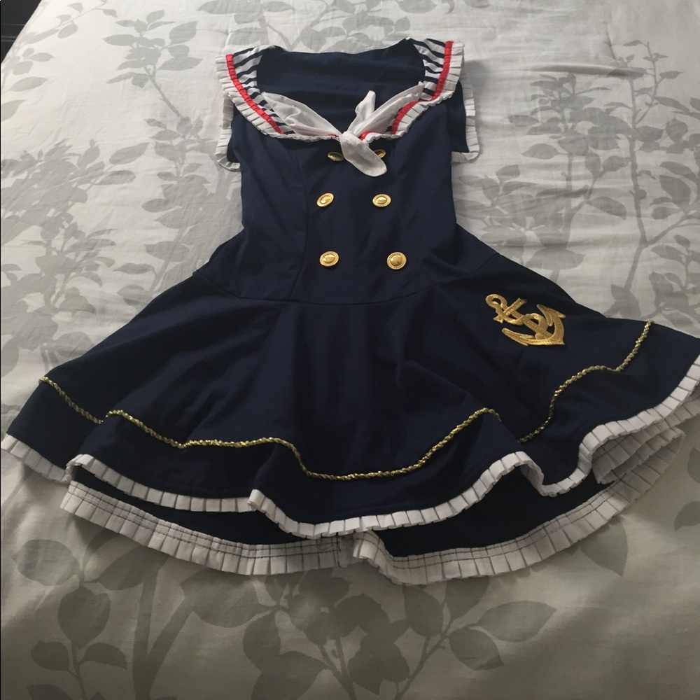 Woman's Sailor Custome