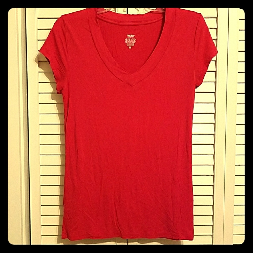 MOSSIMO Pink V-Neck T-shirt