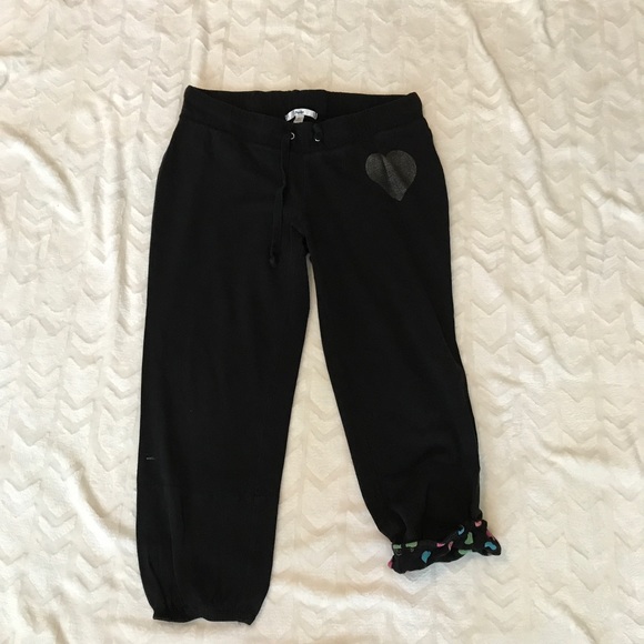 ⬇️Papaya black work out capris - Picture 1 of 5