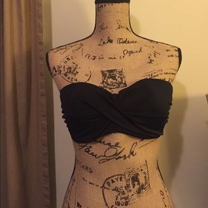 Victoria's Secret strapless bikini top Victoria's Secret strapless bikini top