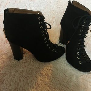 Cute open toed black heels! Size 7