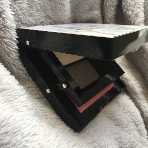 Bobbi Brown City Collection Eyeshadow Palette - Picture 3 of 4