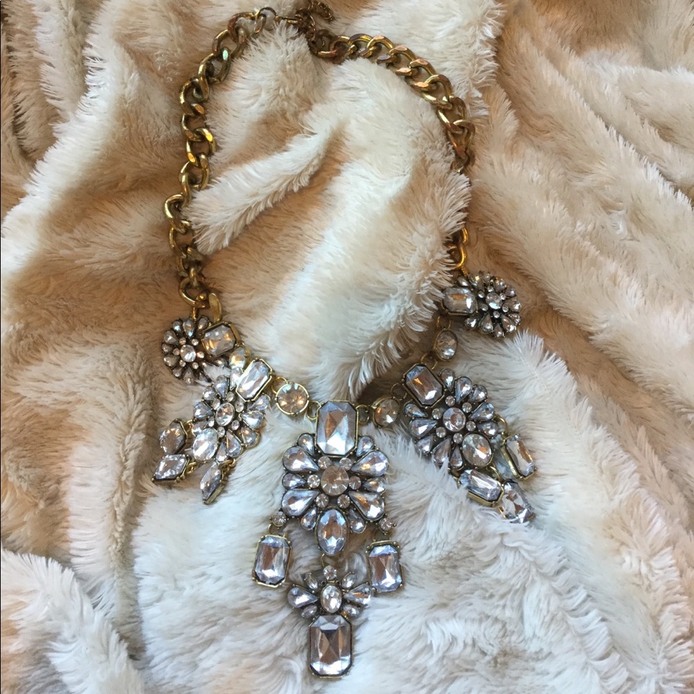 Gorgeous Rhinestone Statement Necklace