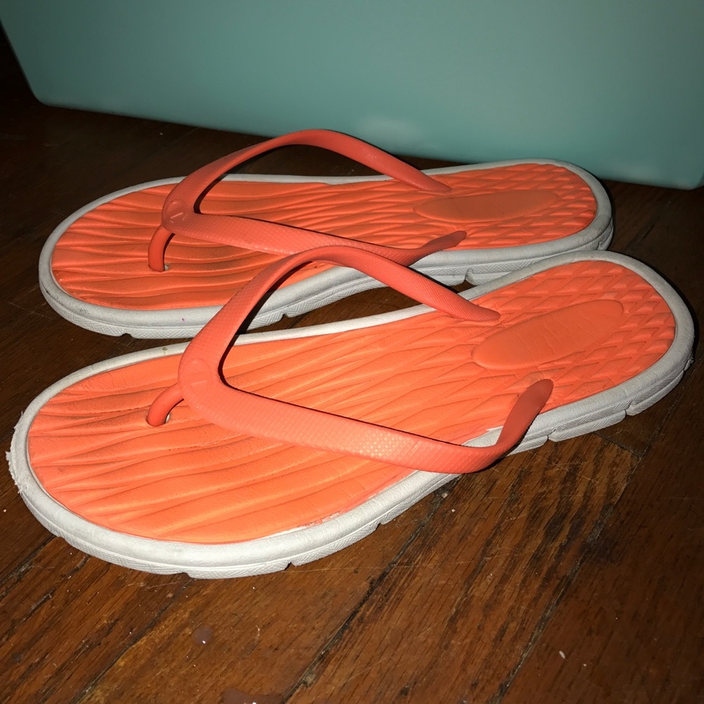 Flip flops - Picture 2 of 2