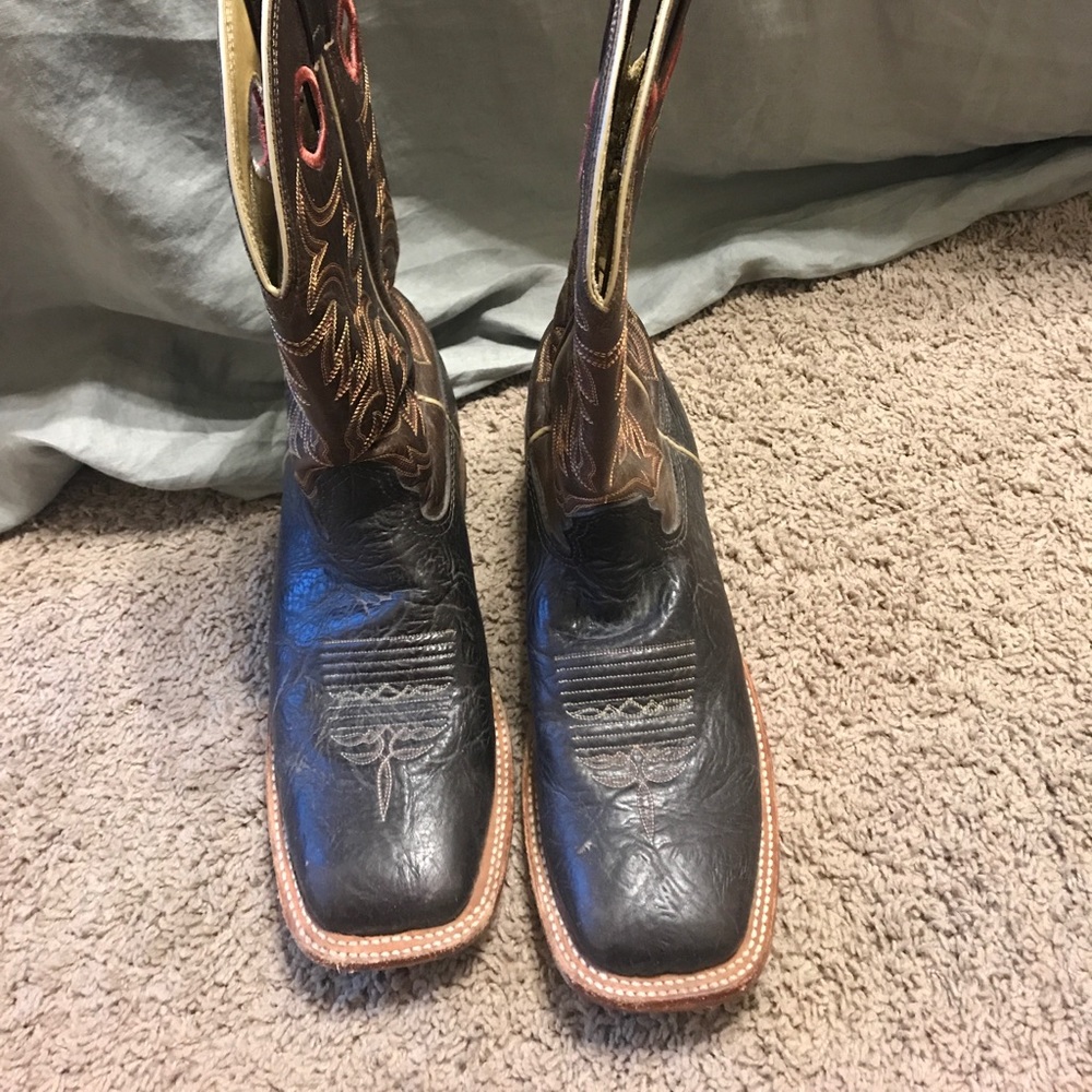 Cavenders Boots