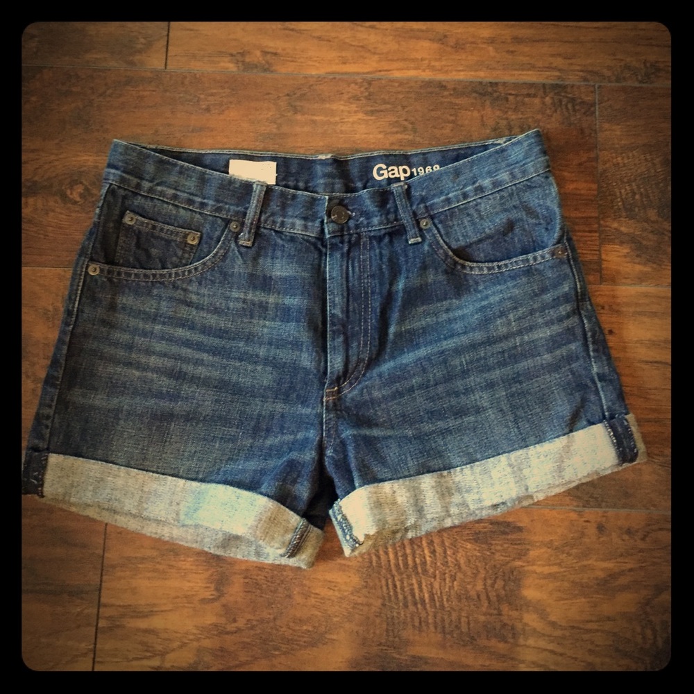 Gap sexy boyfriend shorts NWOT