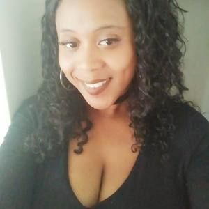 Meet your Posher, Raquel