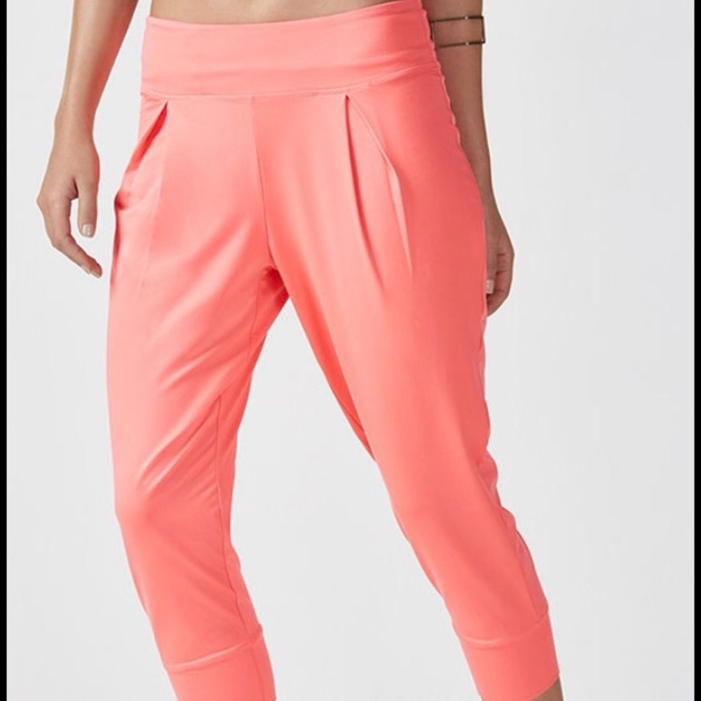 Fabletics Relaxed Crop
