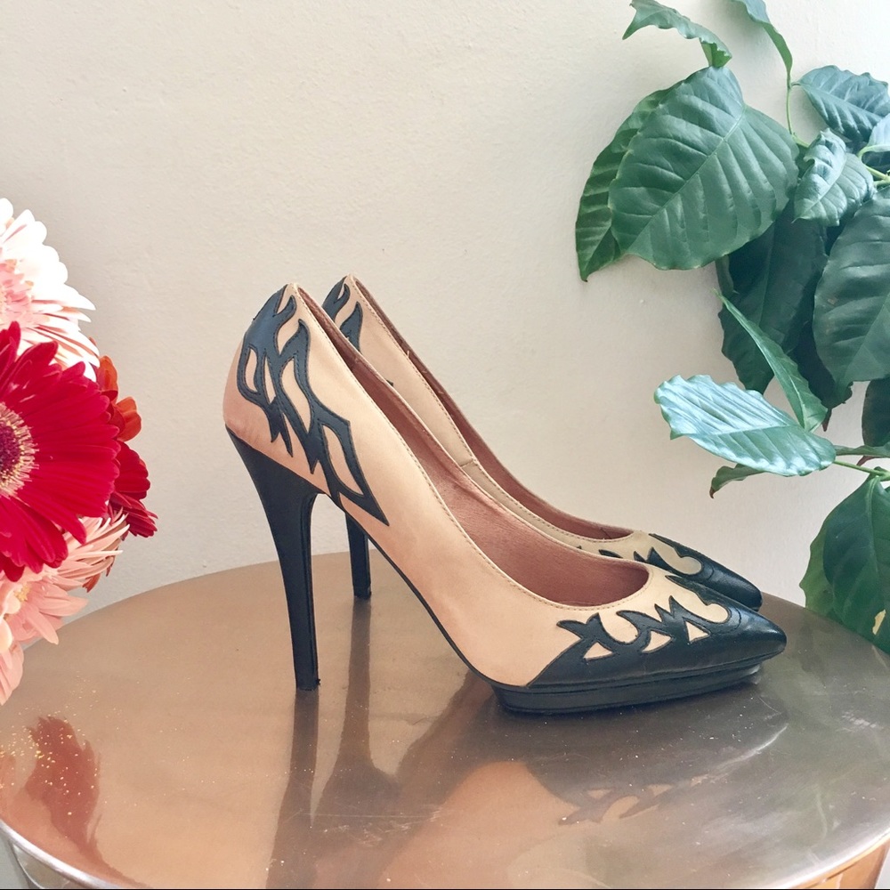 Jeffrey Campbell Pumps