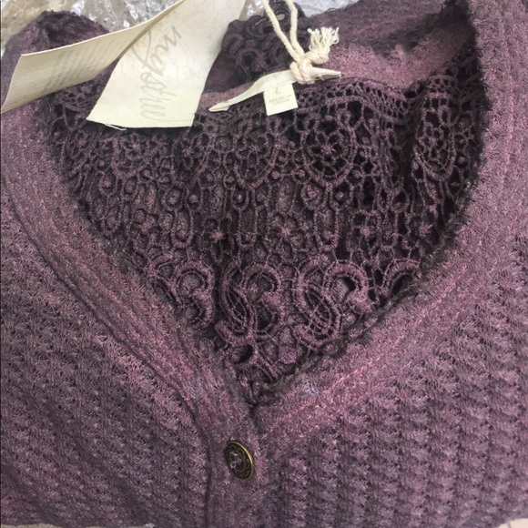 Waffle Knit Thermal Lace Blouse priced firm - Picture 4 of 7