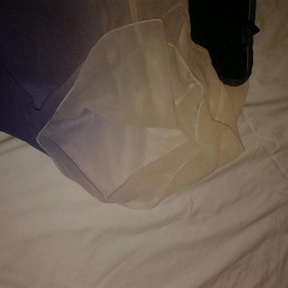 new direction top - Picture 2 of 2