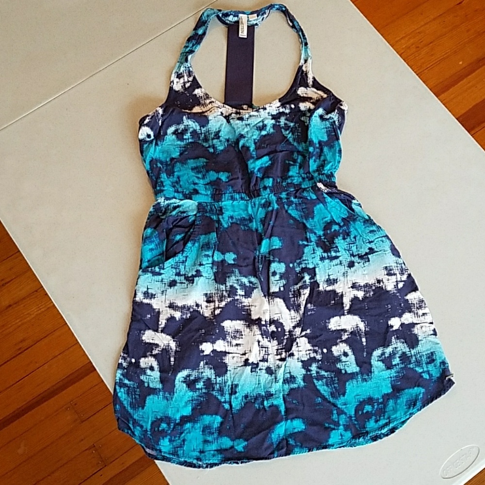 Racer Back Tank Top with Pockets