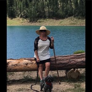 Meet your Posher, Laura