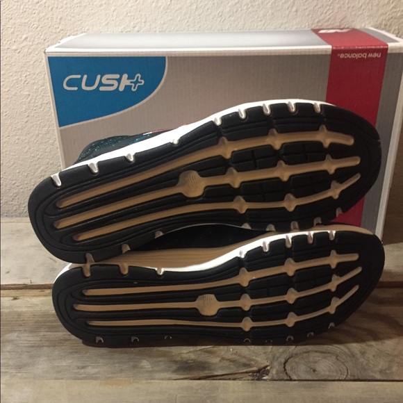 New Balance training entertainment - Picture 6 of 6