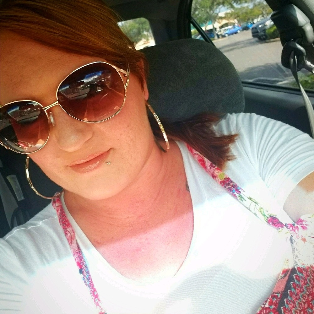 Meet your Posher, Tarra