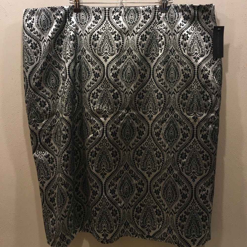 Beautiful Silver and Black Brocade Pencil Skirt