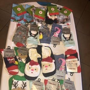 CHRISTMAS SOCK BUNDLE BRAND NEW WITH TAGS CHRISTMAS SOCK BUNDLE BRAND NEW WITH TAGS