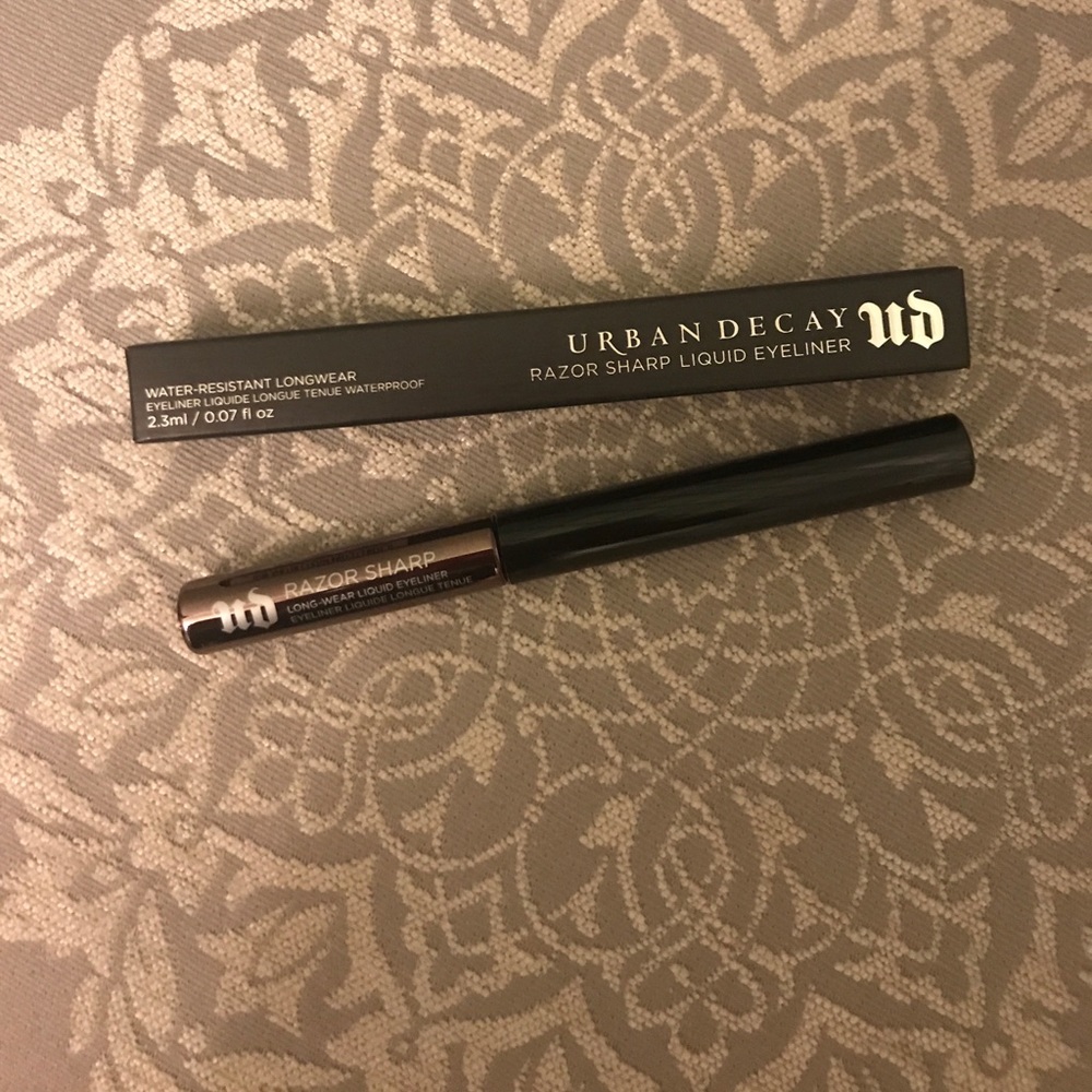 Urban Decay Water-Resistant Liquid Eyeliner