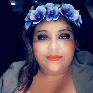 Meet your Posher, Reyna