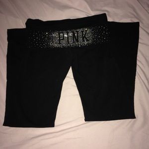PINK yoga pants .
