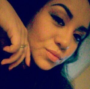 Meet your Posher, Alondra