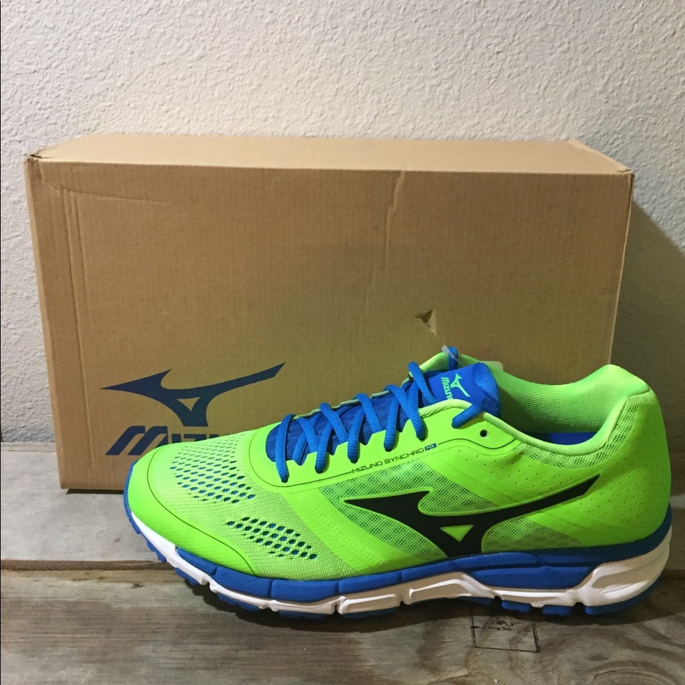 Mizuno Synchro MX