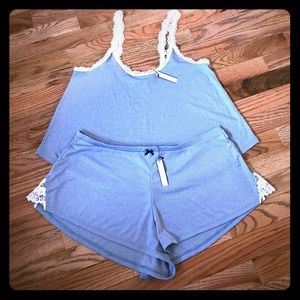NWT VICTORIA SECRET PAJAMA SET NWT VICTORIA SECRET PAJAMA SET
