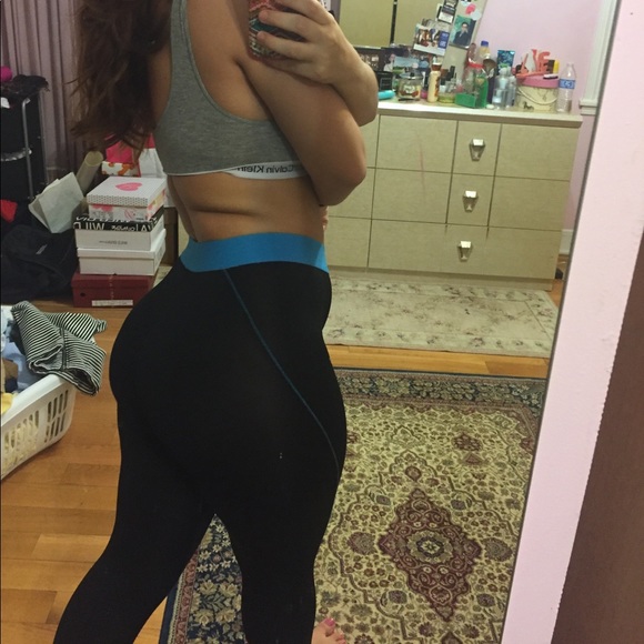 ❗️SALE‼️ Workout Leggings - Picture 4 of 6