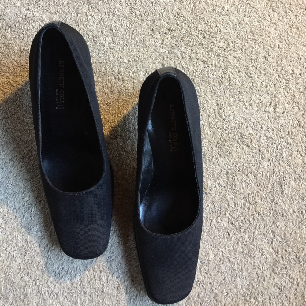 Grosgrain Kenneth Cole Heels