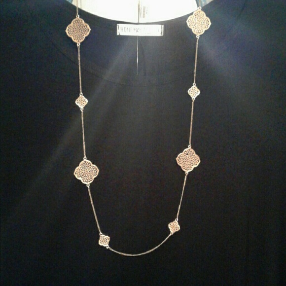 Jewelry - Stunning statement necklace