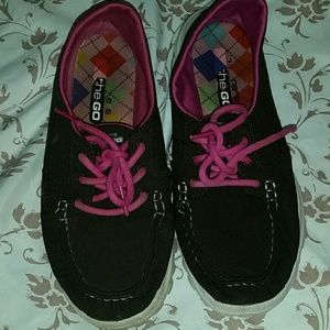 **final drop**Sketchers on the go shoes sz 6