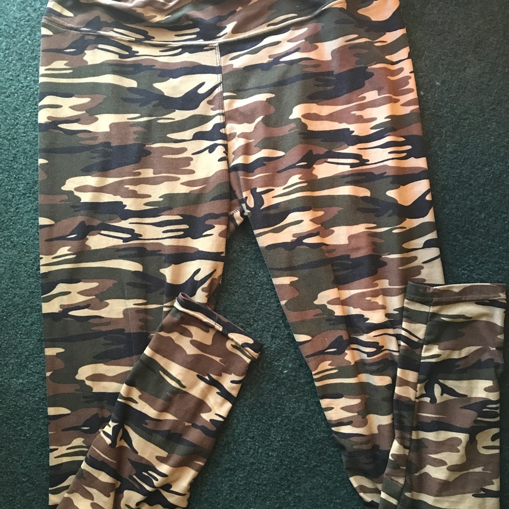 Spandex camouflaged leggings
