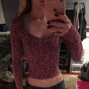 croptop long sleeve paisley shirt