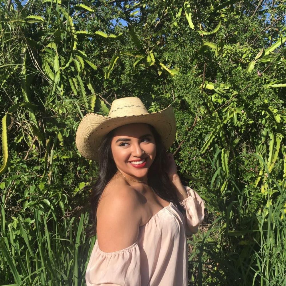 Meet your Posher, Karla