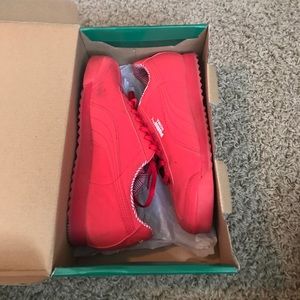 Puma Roma red size 6y Puma Roma red size 6y