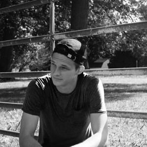 Meet your Posher, Thomas