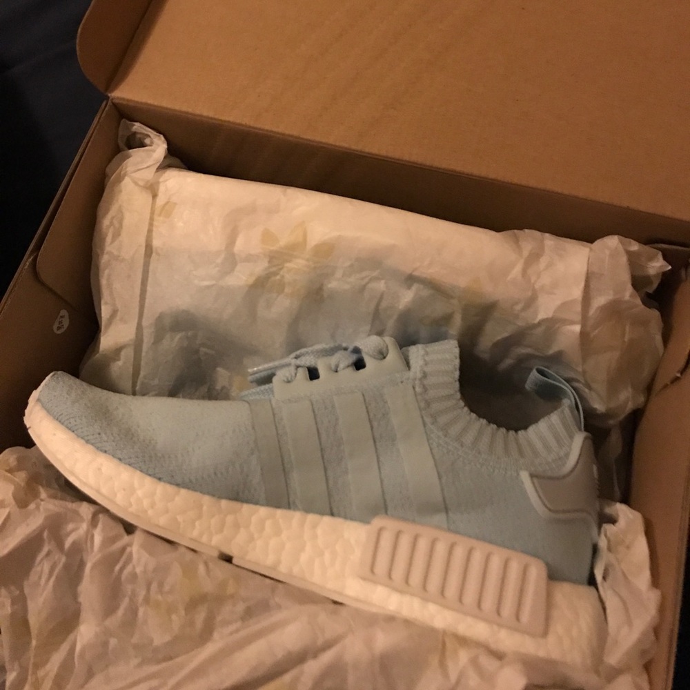 NWT Baby Blue Adidas NMD Size 6-7