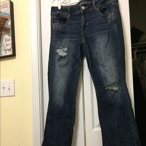American Eagle 🦅 Kick Boot Destroyed Jeans 👖