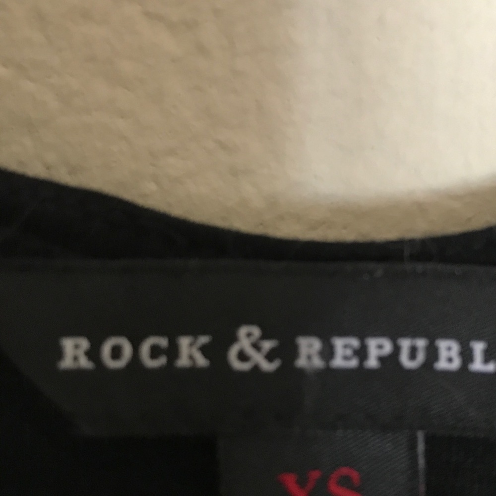 XS Rock & Rebublic Skull Tank Top - Picture 6 of 6