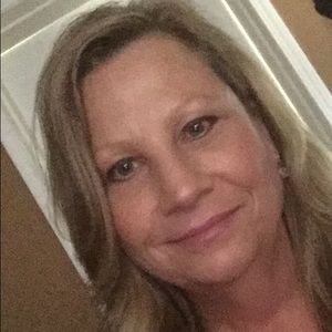 Meet your Posher, Carol