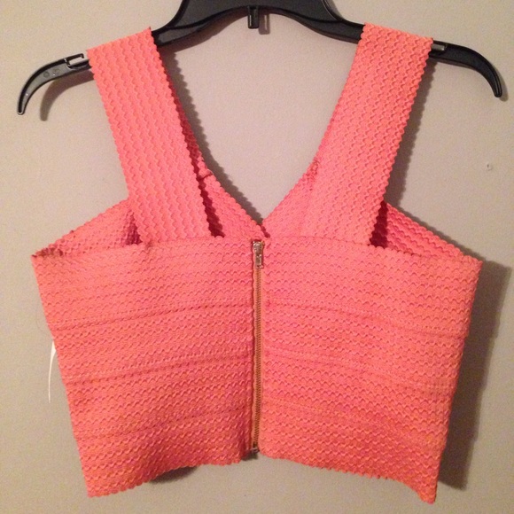 NWT Charlotte Russe Coral Crop Tank - Picture 2 of 4