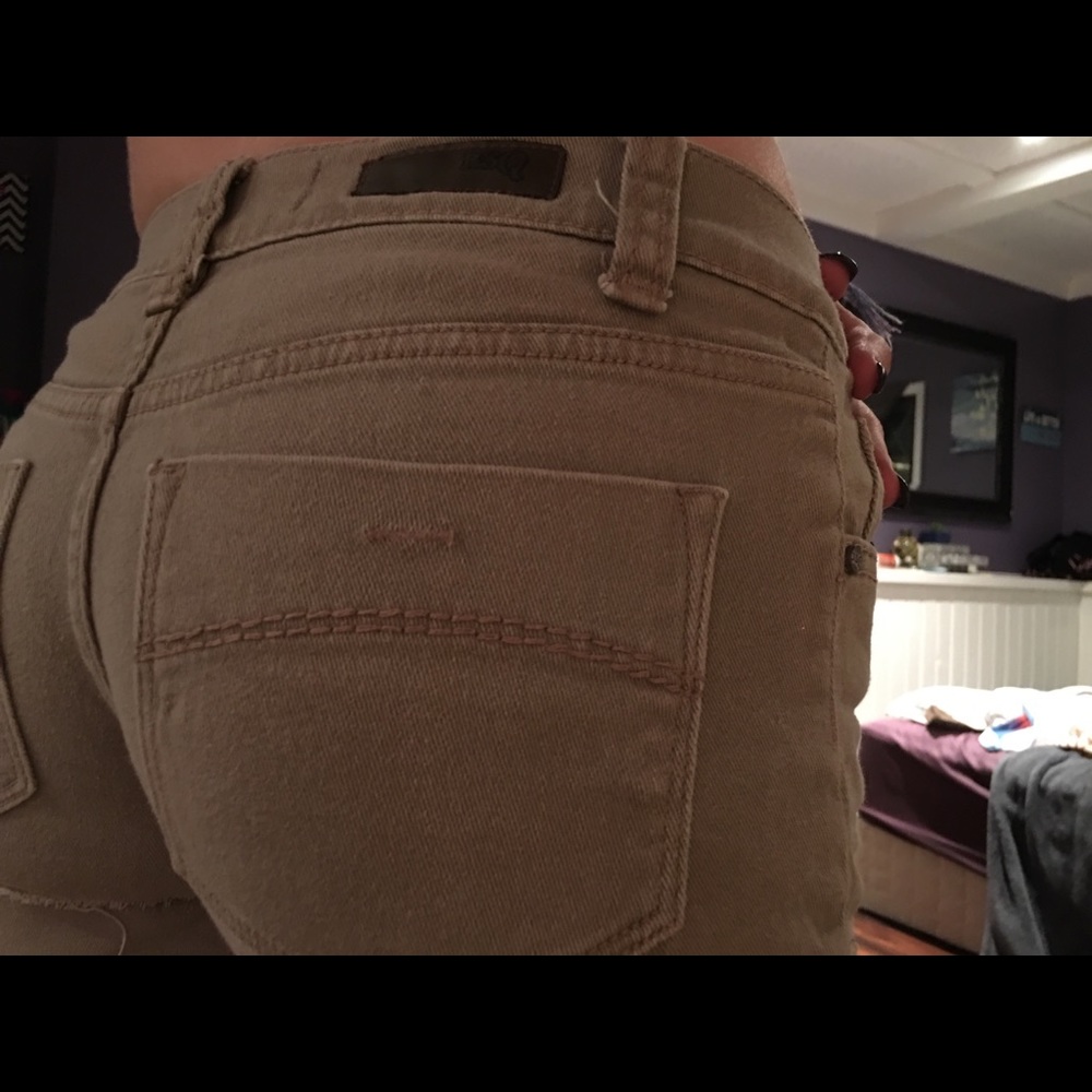 shorts - Picture 2 of 3