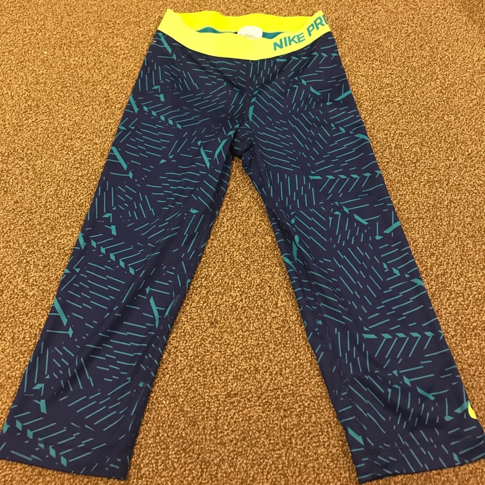 Nike Pro leggings