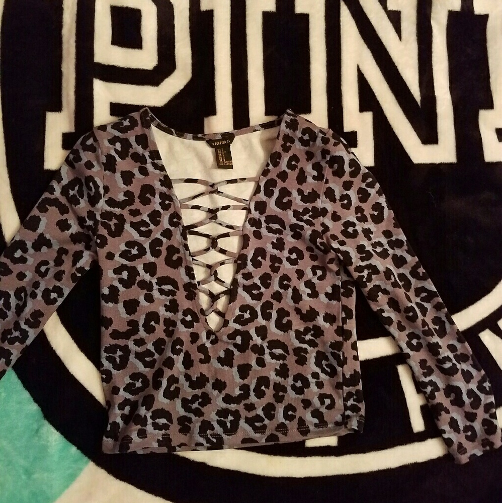Forever 21 Leopard Crop Top